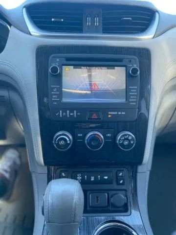 2017 Chevrolet Traverse - 1GNKRGKD9HJ293093 - Image #3